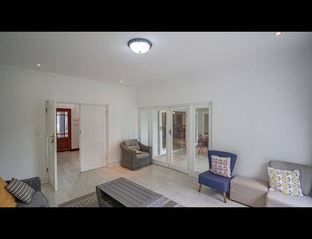 5 BEDROOM HOUSE FOR SALE IN MIDSTREAM ESTATE